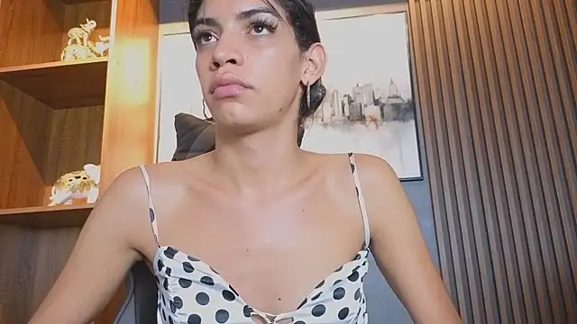 Alahia Rodriguez online show from 29, 4, 2026