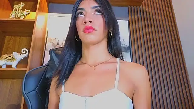 Snapshot of Alahia_Rodriguez chatting on 11, 5, 2026 Alahia Rodriguez online show from 11, 5, 2026