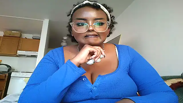 Snapshot of SiminFox chatting on 28, 11, 2025 SiminFox online show from 28, 11, 2025