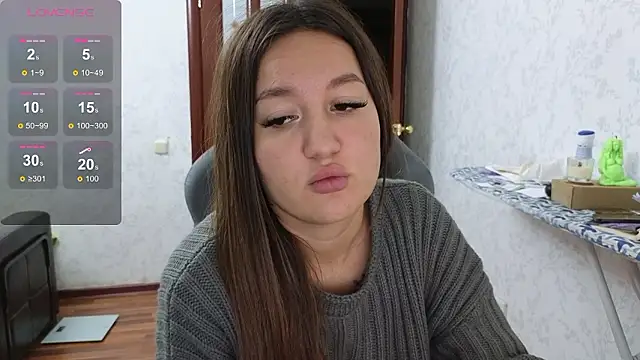 Snapshot of Nelly_Fischer chatting on 5, 12, 2024 Nelly Fischer online show from 5, 12, 2024