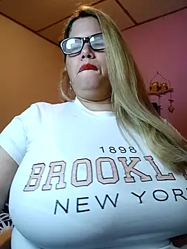 EllisW8 online show from 17, 2, 2026