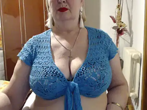 Snapshot of Secretfox chatting on 16, 3, 2025 Secretfox online show from 16, 3, 2025