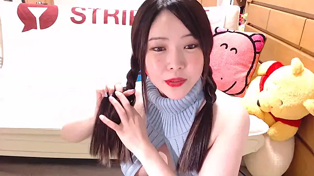 NATINATU252525 online show from 18, 12, 2024