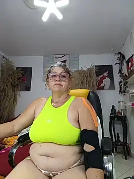 evelin hott online show from 25, 5, 2026