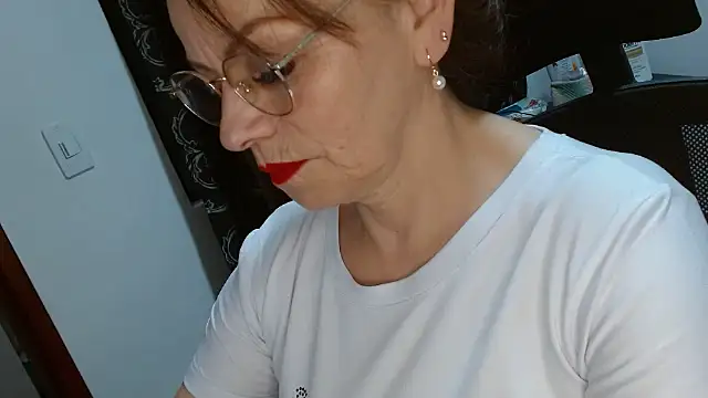 asleycavta online show from 13, 11, 2025