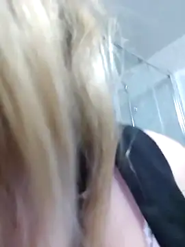 Mia Railey online show from 10, 3, 2025