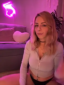 Mia Railey online show from 4, 10, 2025