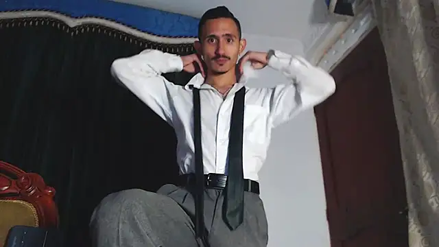 HomeAloneK online show from 5, 3, 2025