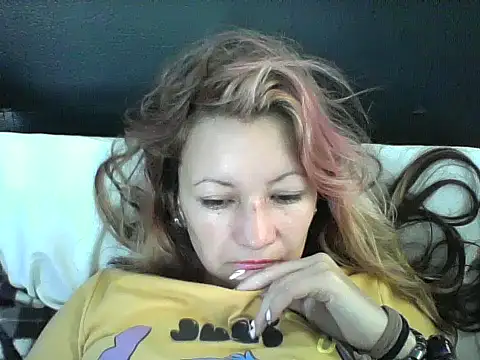 Paulita x3 online show from 11, 1, 2025