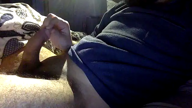 Snapshot of enty-y chatting on 2, 3, 2025 enty-y online show from 2, 3, 2025