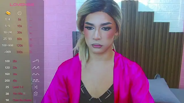 Snapshot of Mike_Nourr chatting on 25, 9, 2025 Mike Nourr online show from 25, 9, 2025