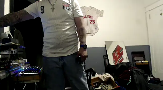 Snapshot of sledge901 chatting on 2, 2, 2025 sledge901 online show from 2, 2, 2025