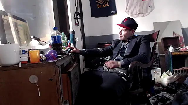 Snapshot of sledge901 chatting on 5, 1, 2026 sledge901 online show from 5, 1, 2026