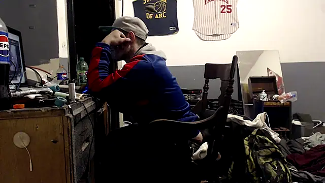 Snapshot of sledge901 chatting on 10, 1, 2026 sledge901 online show from 10, 1, 2026