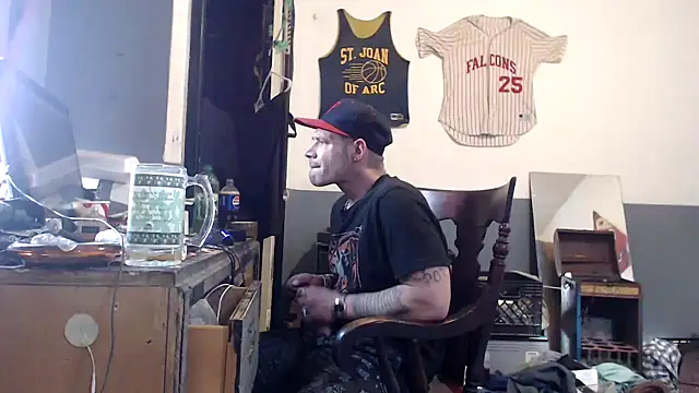 Snapshot of sledge901 chatting on 2, 3, 2026 sledge901 online show from 2, 3, 2026