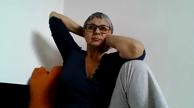 Snapshot of roseblak42 chatting on 15, 3, 2025 roseblak42 online show from 15, 3, 2025