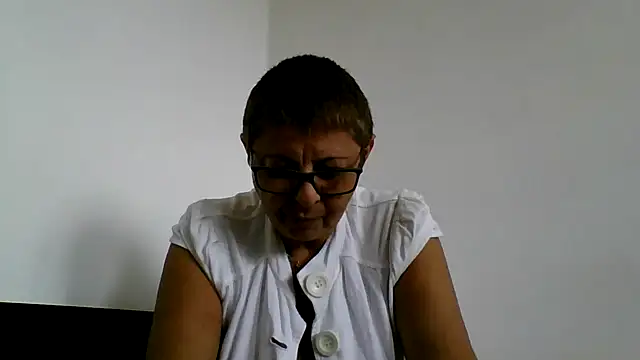 Snapshot of roseblak42 chatting on 30, 9, 2025 roseblak42 online show from 30, 9, 2025