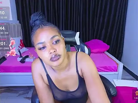 Snapshot of Pretty-shally chatting on 27, 5, 2026 Pretty-shally online show from 27, 5, 2026