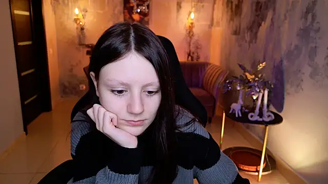 VeliraBraitberg online show from 5, 1, 2025