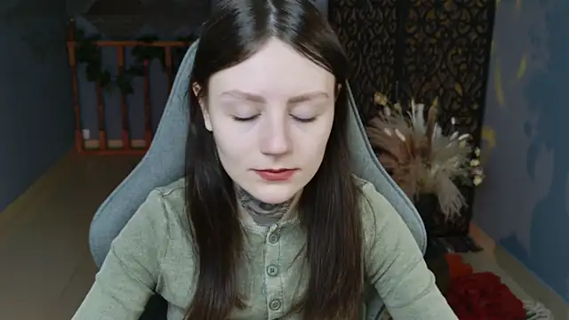 VeliraBraitberg online show from 5, 2, 2025