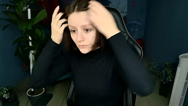 VeliraBraitberg online show from 12, 3, 2025