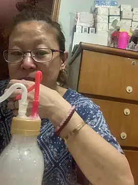 Snapshot of cokezero1668 chatting on 25, 3, 2026 cokezero1668 online show from 25, 3, 2026