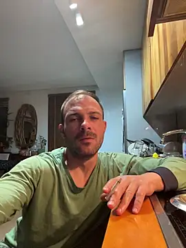 Snapshot of Adventurehotman chatting on 14, 5, 2026 Adventurehotman online show from 14, 5, 2026