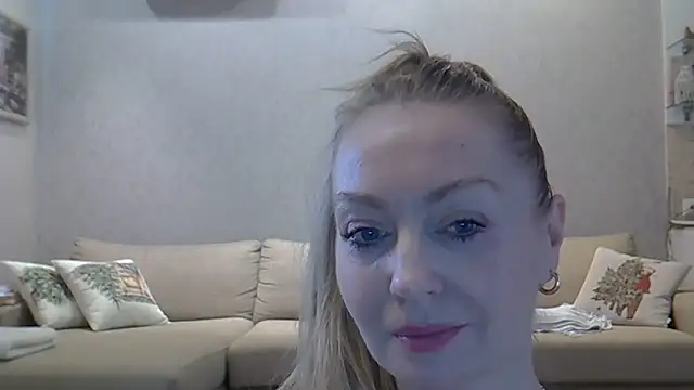 ZarinaSwift online show from 31, 3, 2026