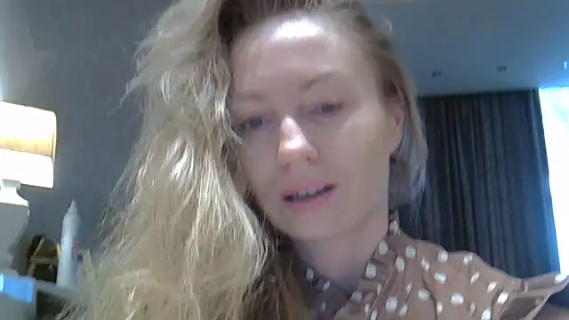 ZarinaSwift online show from 22, 5, 2026