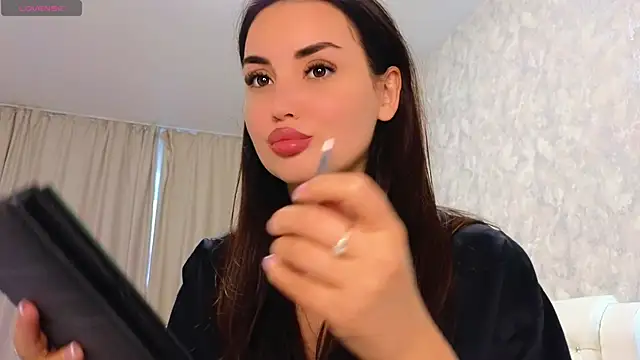 LaraSkinny online show from 20, 3, 2025