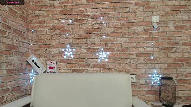 Amelia Kiss  online show from 10, 2, 2026