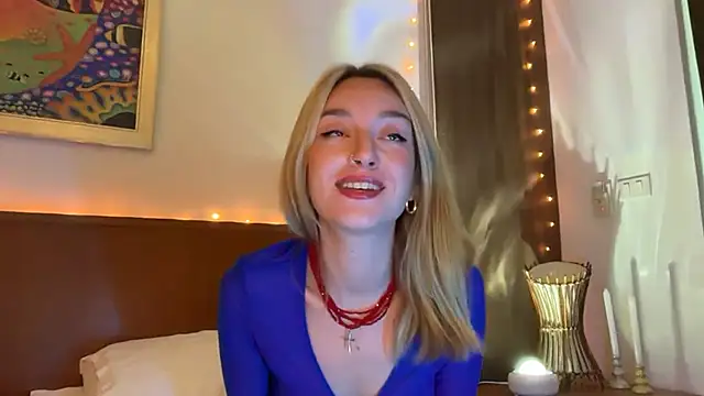 SirenaBelle online show from 8, 11, 2025