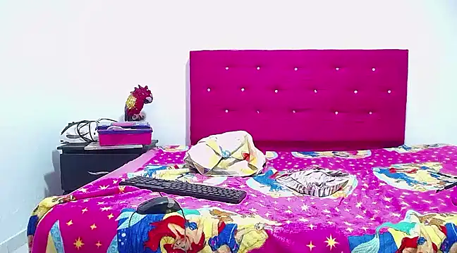 candy dustano691 online show from 26, 1, 2025