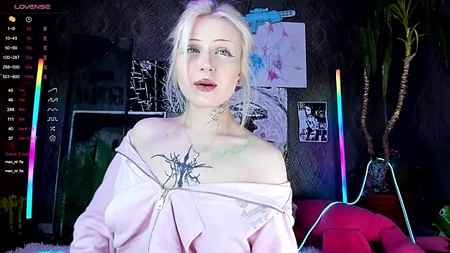 little grinch666 online show from 25, 2, 2025