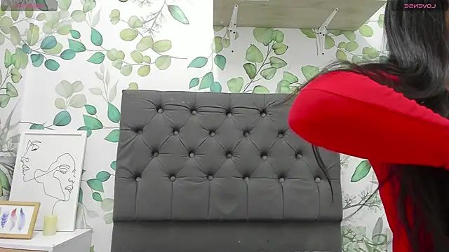 atilanadiaz7 online show from 14, 2, 2025