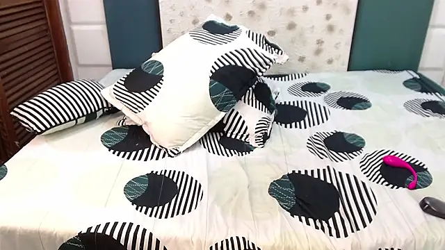 InkedSabrina online show from 26, 2, 2025