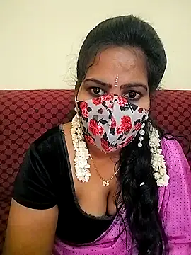 Snapshot of melina214 chatting on 25, 3, 2026 melina214 online show from 25, 3, 2026