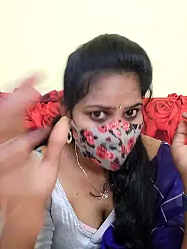 Snapshot of melina214 chatting on 15, 4, 2026 melina214 online show from 15, 4, 2026