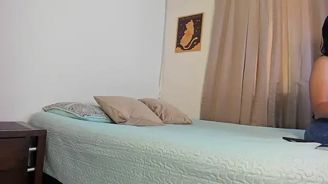 pamela-wells online show from 9, 9, 2025