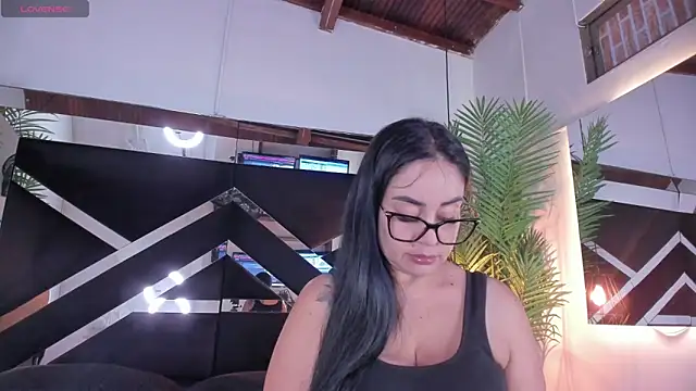 emily-fox online show from 21, 7, 2026