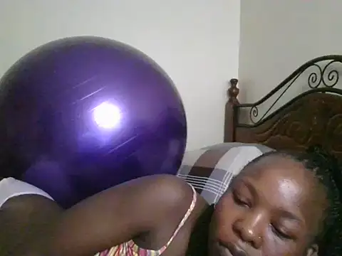 Snapshot of Sonnia_ chatting on 14, 2, 2025 Sonnia online show from 14, 2, 2025