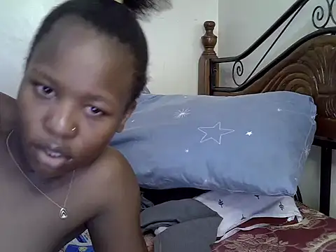 Snapshot of Sonnia_ chatting on 8, 3, 2025 Sonnia online show from 8, 3, 2025