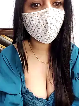 Gloie4u online show from 7, 2, 2025