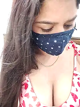 Gloie4u online show from 9, 9, 2025