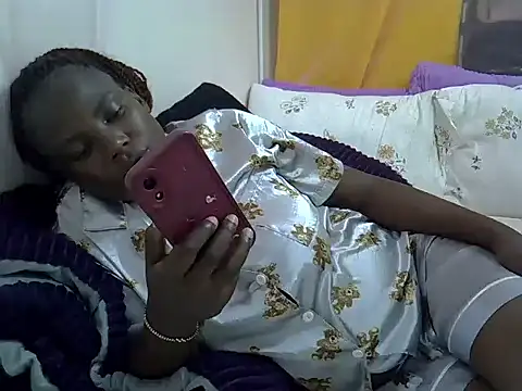 Sweetreena online show from 4, 6, 2026