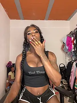 Snapshot of Richchocolatesweet_ chatting on 23, 9, 2025 Richchocolatesweet  online show from 23, 9, 2025