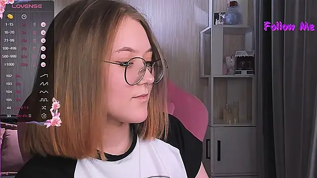 Snapshot of bunny_bubble chatting on 28, 12, 2024 bunny bubble online show from 28, 12, 2024