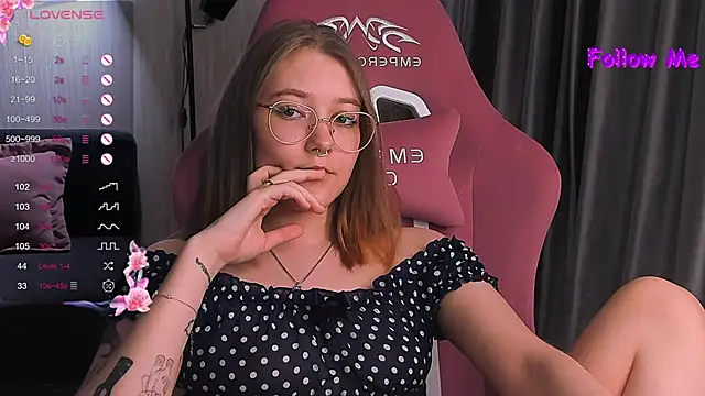 Snapshot of bunny_bubble chatting on 27, 2, 2025 bunny bubble online show from 27, 2, 2025