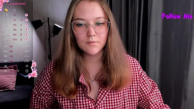 Snapshot of bunny_bubble chatting on 4, 10, 2025 bunny bubble online show from 4, 10, 2025