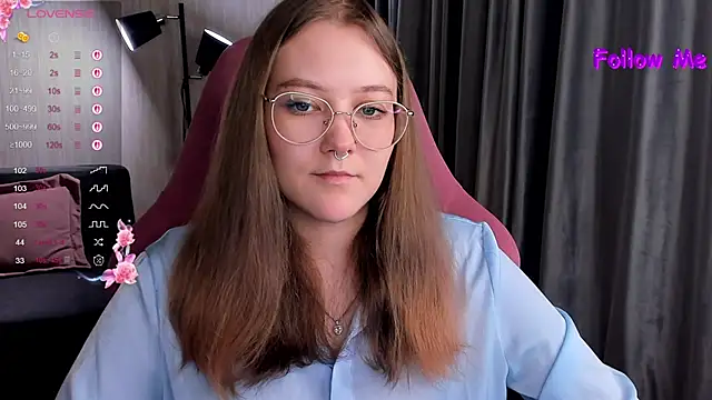 Snapshot of bunny_bubble chatting on 19, 10, 2025 bunny bubble online show from 19, 10, 2025